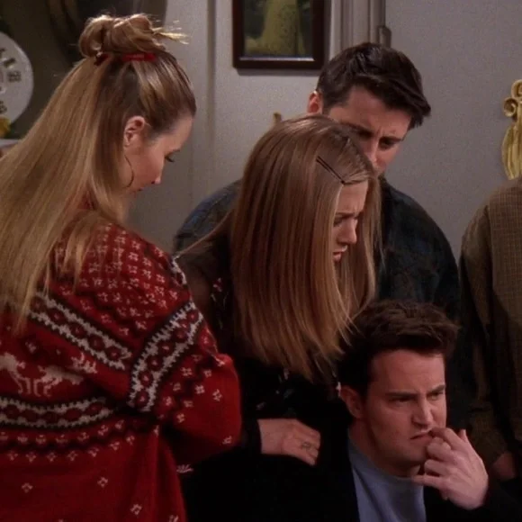 Vintage Reindeer Christmas Sweater ASO Phoebe Buffay on Friends - Picture 7 of 14